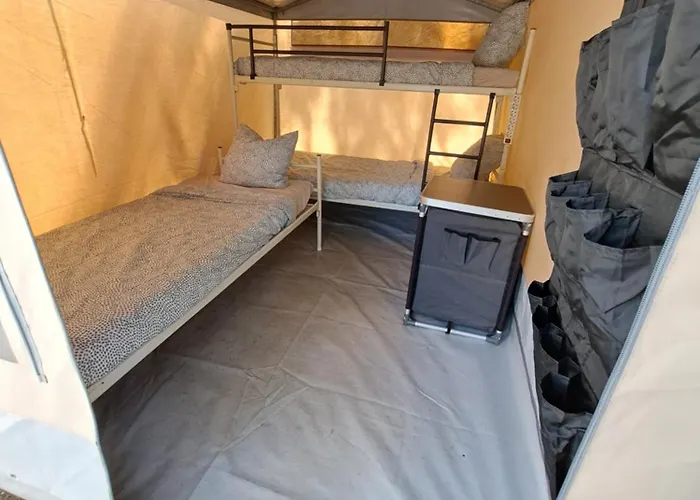 Campingplads Elba Hostel *