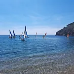 مكان تخييم Elba