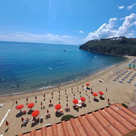 Elba Travels - Morcone Campsite *