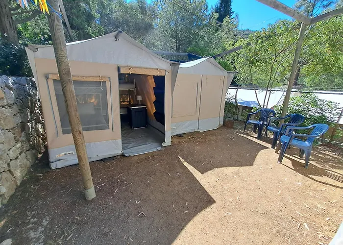 Elba אתר קמפינג קאפוליברי