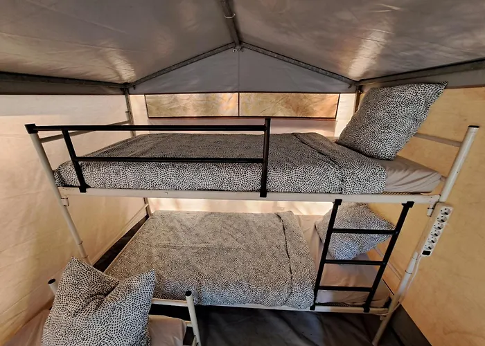 Kamp alanı Elba Hostel *